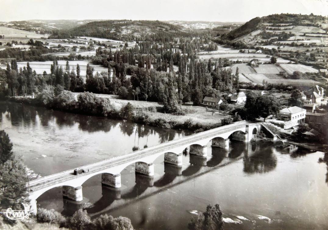 Vue ancienne du pont de Siorac